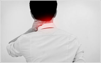 頚（くび）の痛み